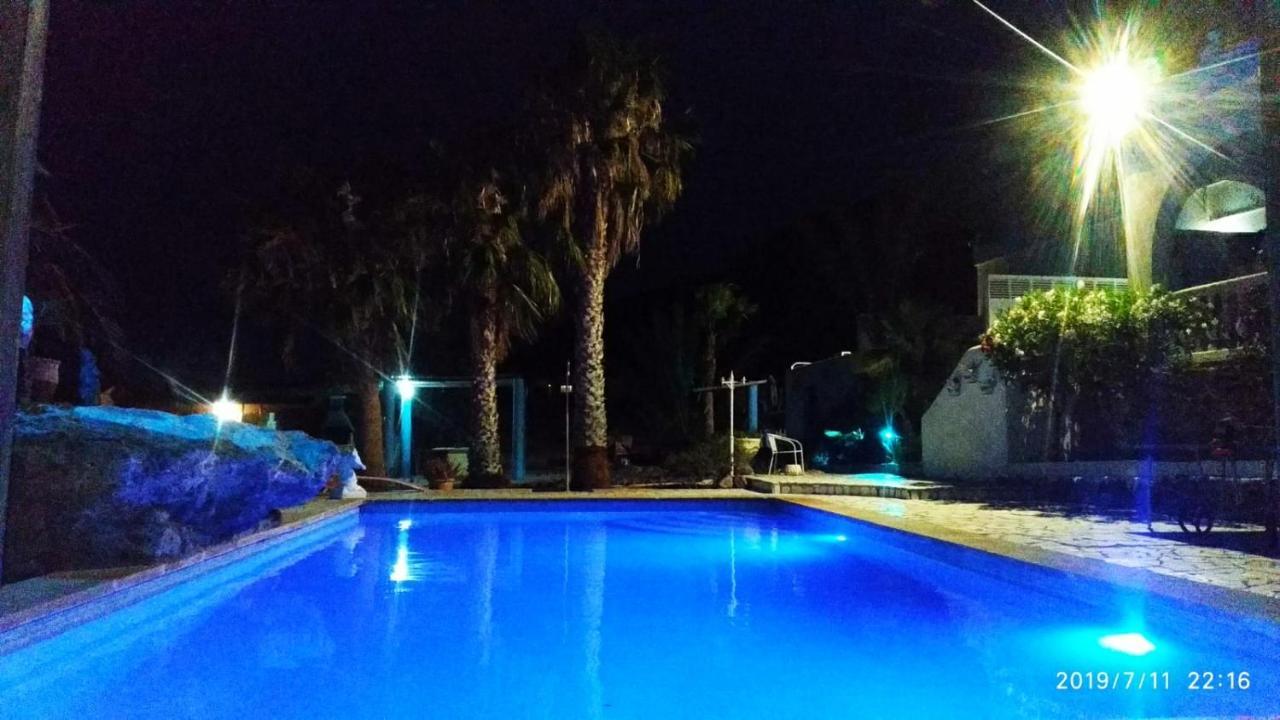 Alojamiento Mar Y Montana Guest House Almeria Ngoại thất bức ảnh