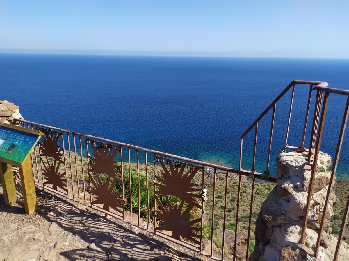 Alojamiento Mar Y Montana Guest House Almeria Ngoại thất bức ảnh