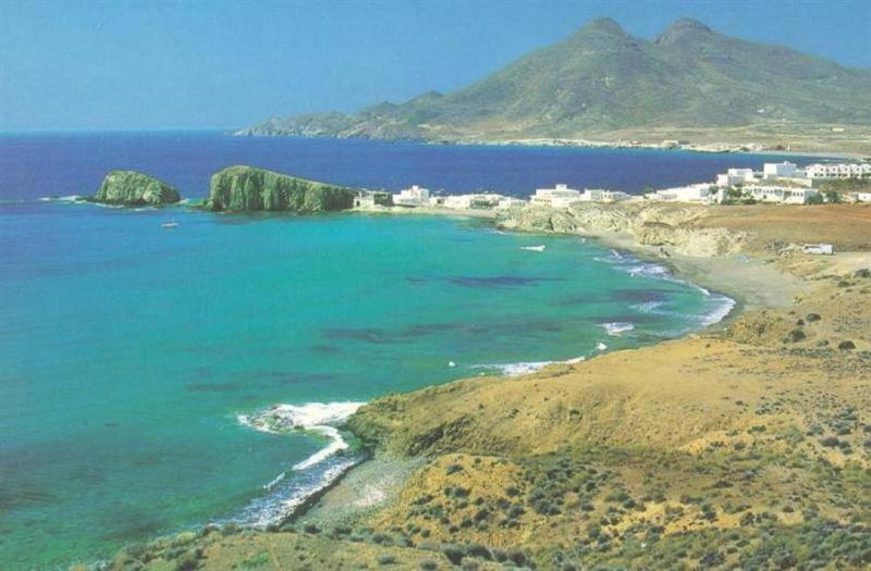 Alojamiento Mar Y Montana Guest House Almeria Ngoại thất bức ảnh